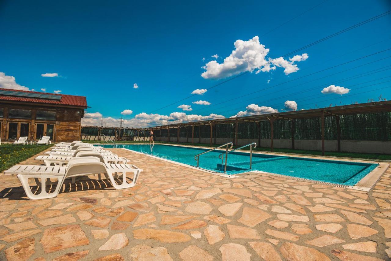 Thermal Hotel Seven Seasons サパレヴァ・バニャ エクステリア 写真