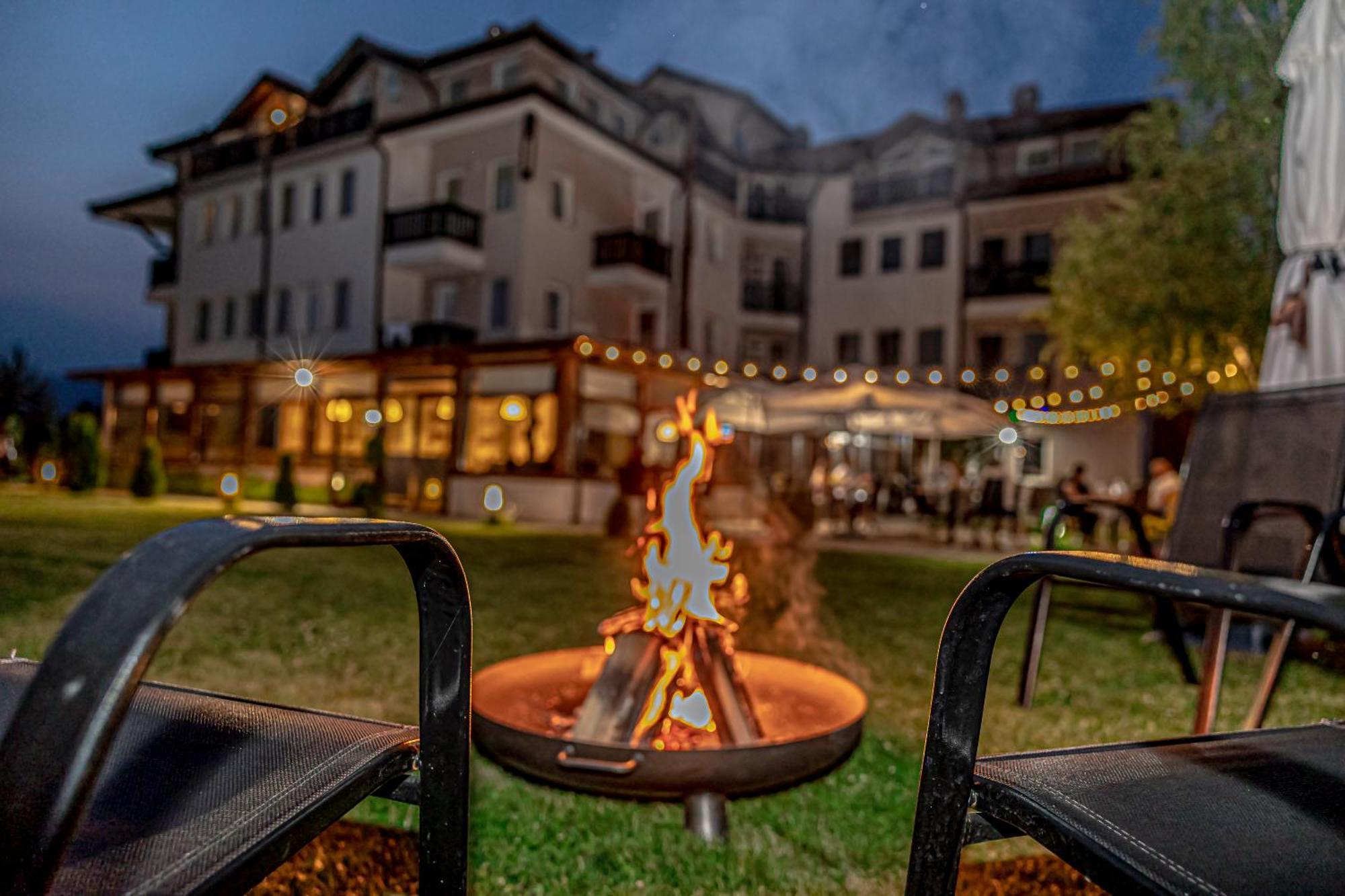 Thermal Hotel Seven Seasons サパレヴァ・バニャ エクステリア 写真